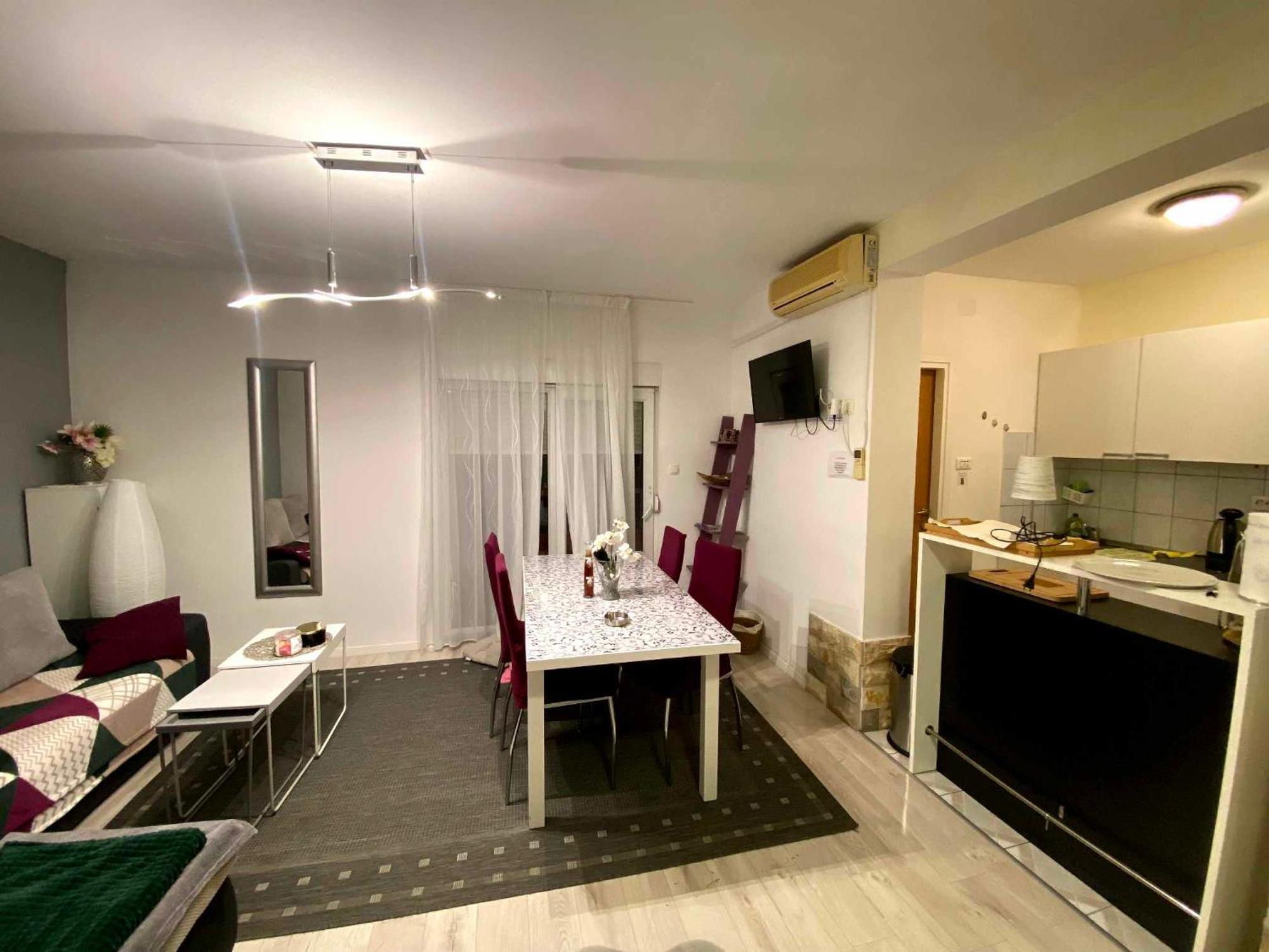 Super Horizont -Free Parking And Jaccuzzi Hotel Stobrec Bagian luar foto
