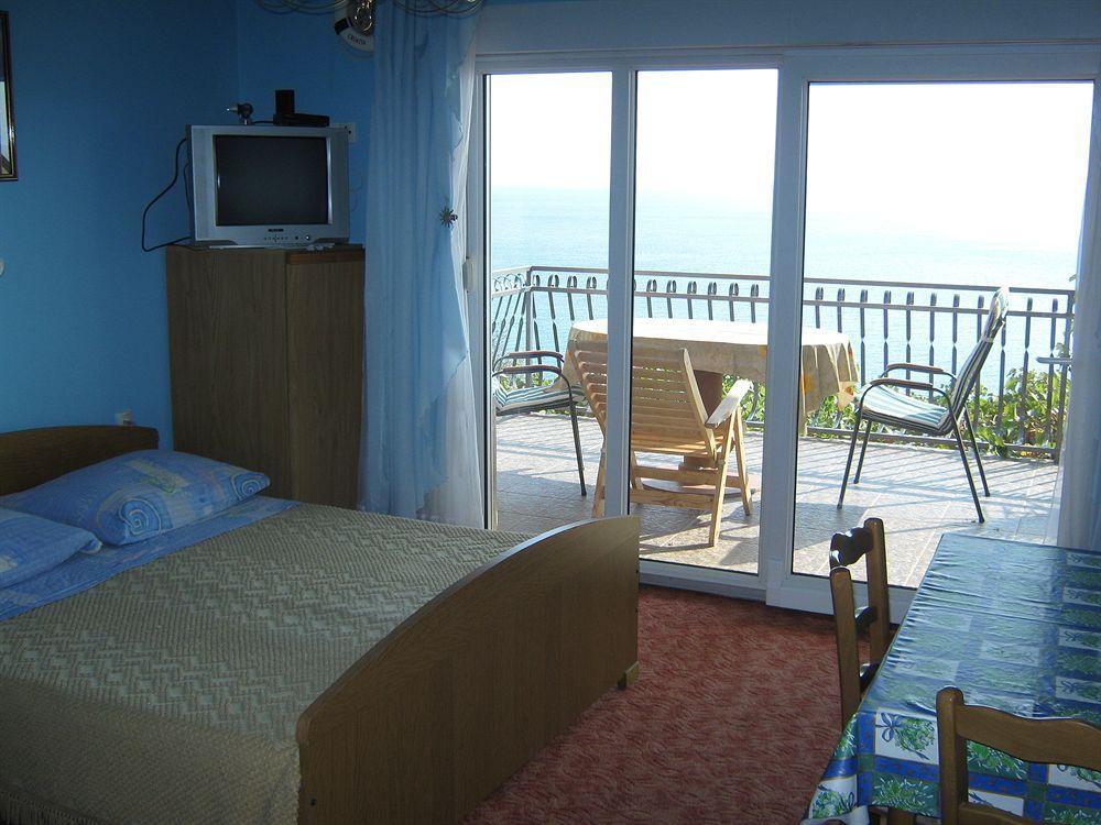 Super Horizont -Free Parking And Jaccuzzi Hotel Stobrec Bagian luar foto